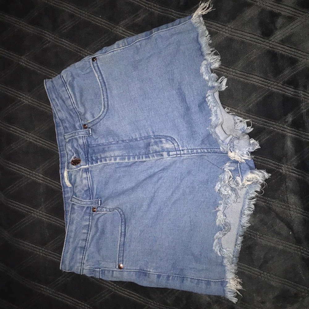 High waisted shorts S-28 forever21 good condition